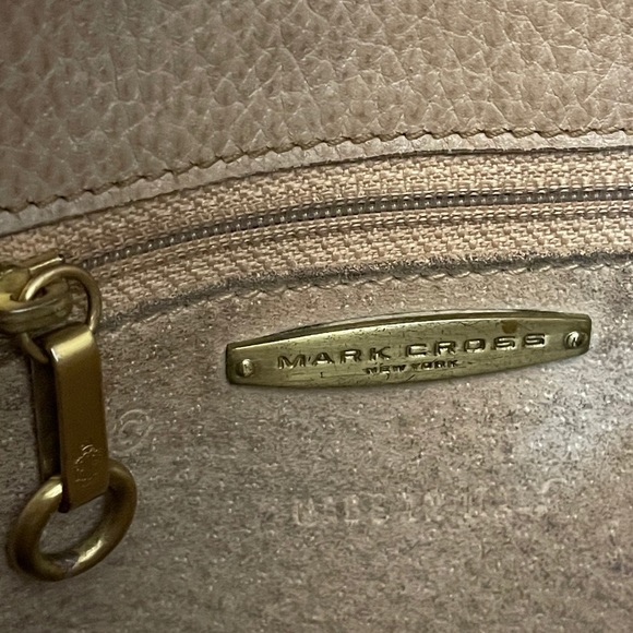 Vintage Mark Cross Pebbled Leather Crossbody Bag - Picture 14 of 16